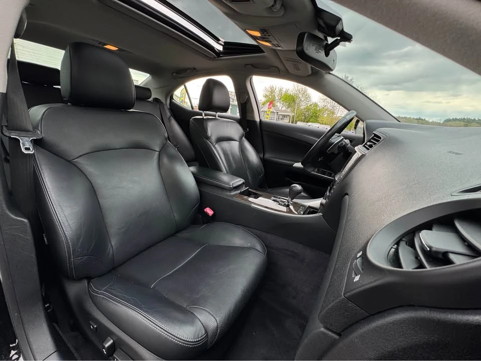 2010 Lexus IS 2nd Gen - Image 14 of 20