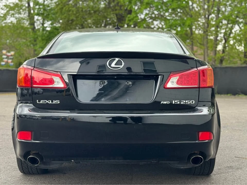 2010 Lexus IS 2nd Gen - Image 6 of 20