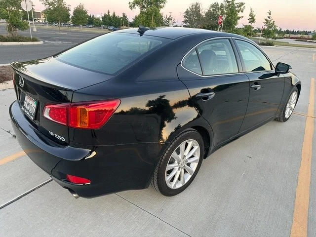 2010 Lexus IS 2nd Gen - Image 6 of 20