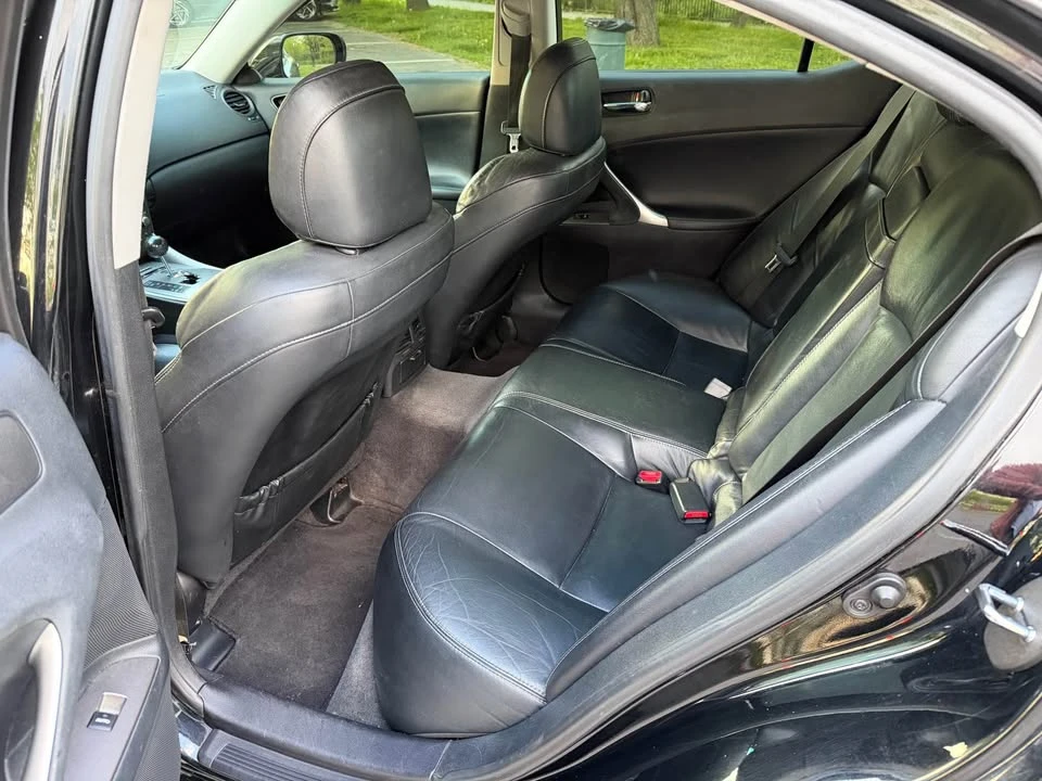 2010 Lexus IS 2nd Gen - Image 12 of 15