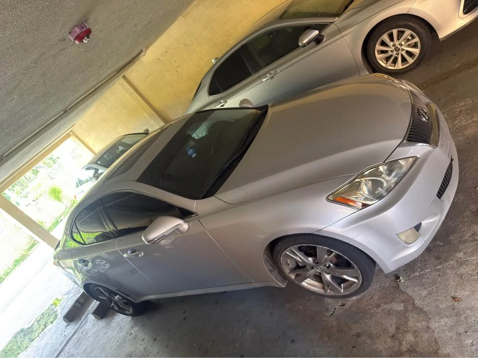 2010 Lexus IS 2nd Gen - Image 3 of 7