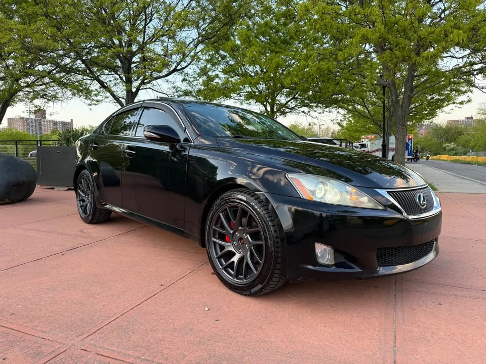 2010 Lexus IS 2nd Gen - Image 6 of 20