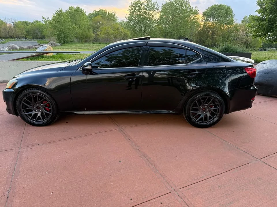 2010 Lexus IS 2nd Gen - Image 12 of 20