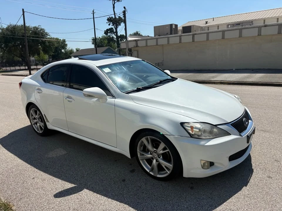 2010 Lexus IS 2nd Gen - Image 2 of 8