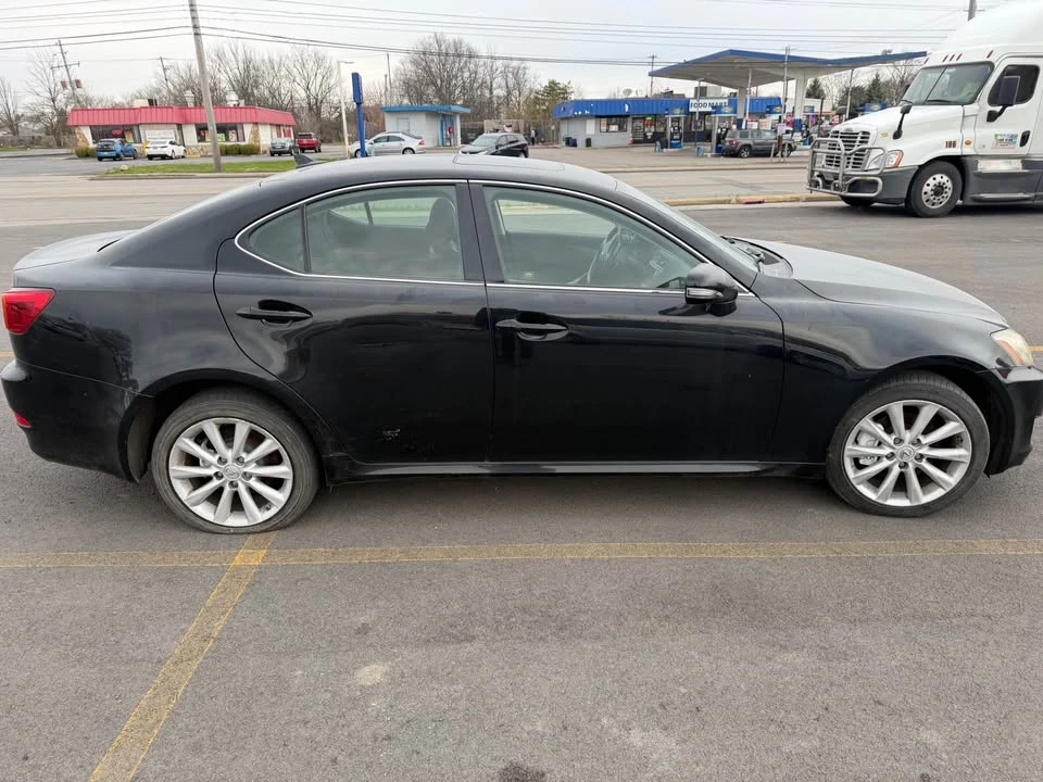 2010 Lexus IS 2nd Gen - Image 7 of 15