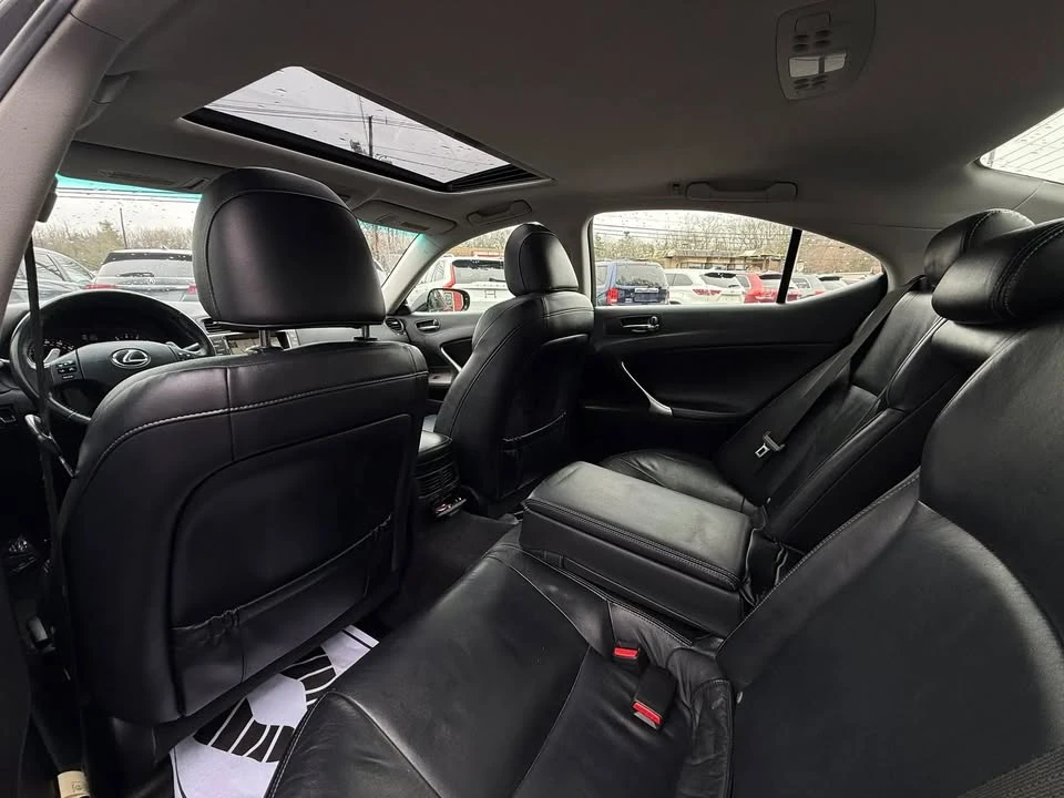 2010 Lexus IS 2nd Gen - Image 10 of 20