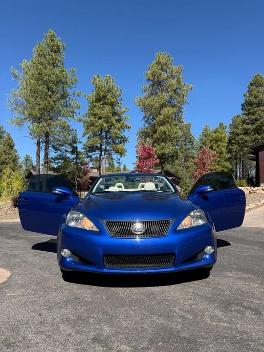 2010 Lexus IS 2nd Gen - Image 7 of 20