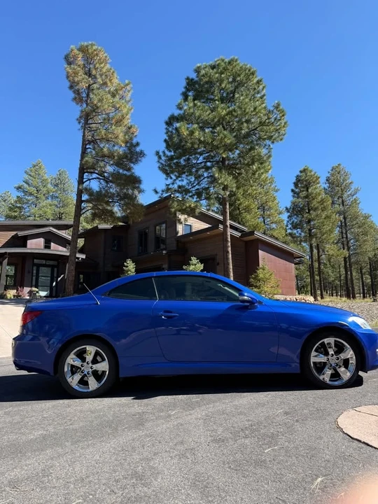 2010 Lexus IS 2nd Gen - Image 18 of 20