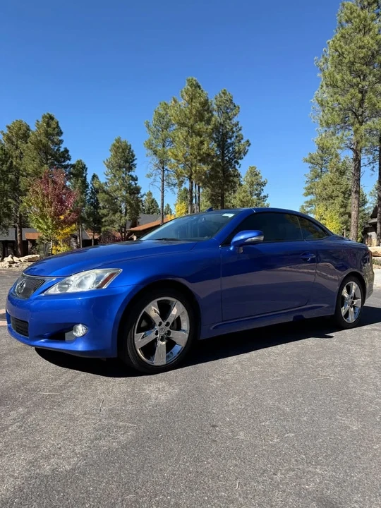 2010 Lexus IS 2nd Gen - Image 16 of 20
