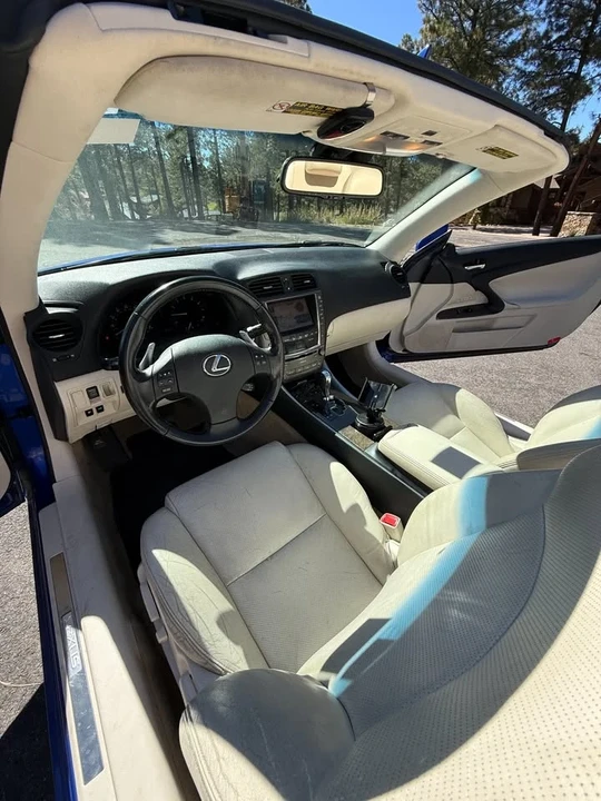 2010 Lexus IS 2nd Gen - Image 14 of 20