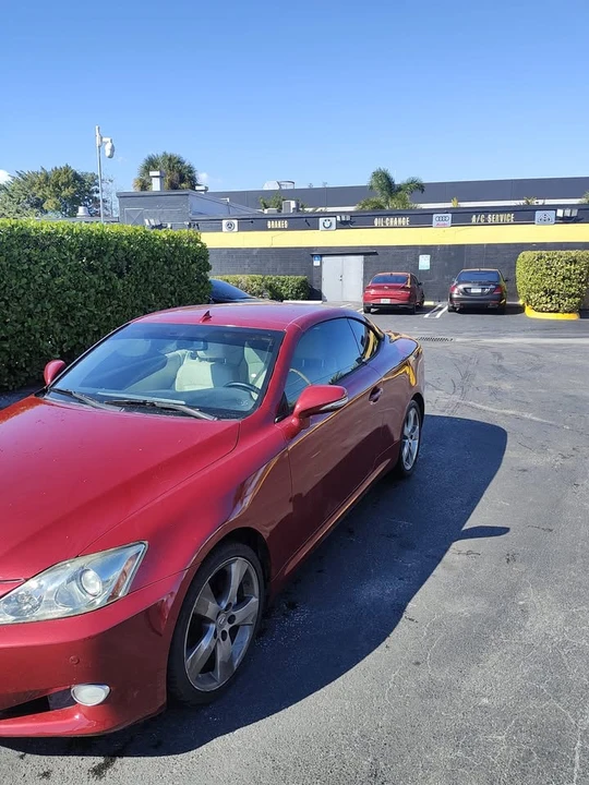 2010 Lexus IS 2nd Gen - Image 2 of 12