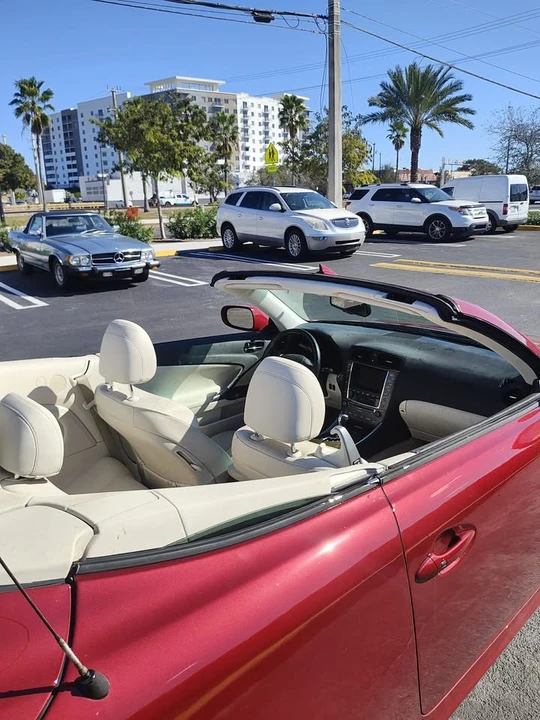 2010 Lexus IS 2nd Gen - Image 11 of 12