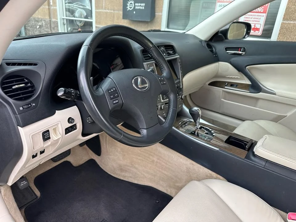 2010 Lexus IS 2nd Gen - Image 7 of 20