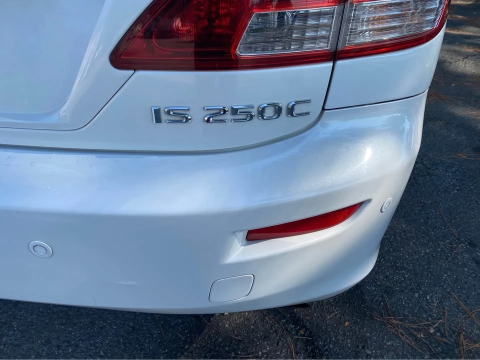 2010 Lexus IS 2nd Gen - Image 5 of 11
