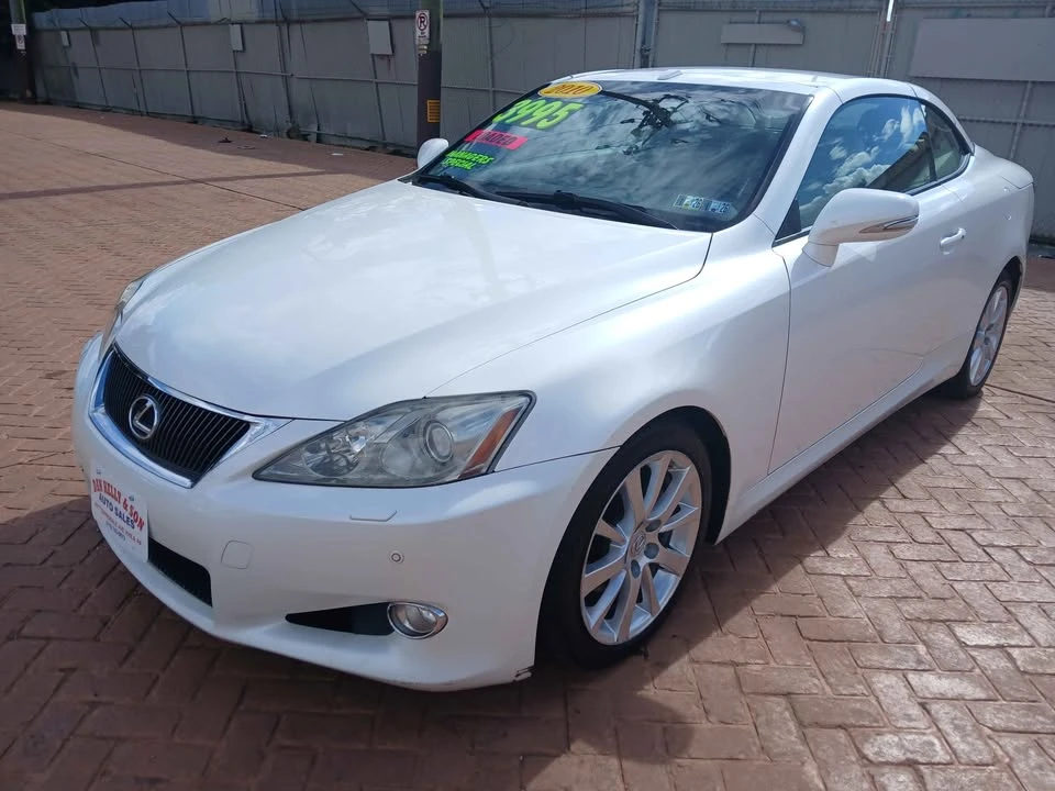 2010 Lexus IS 2nd Gen - Image 2 of 10