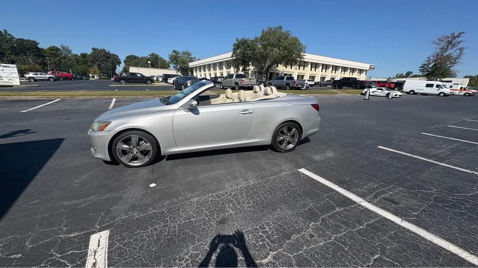 2010 Lexus IS 2nd Gen - Image 5 of 13