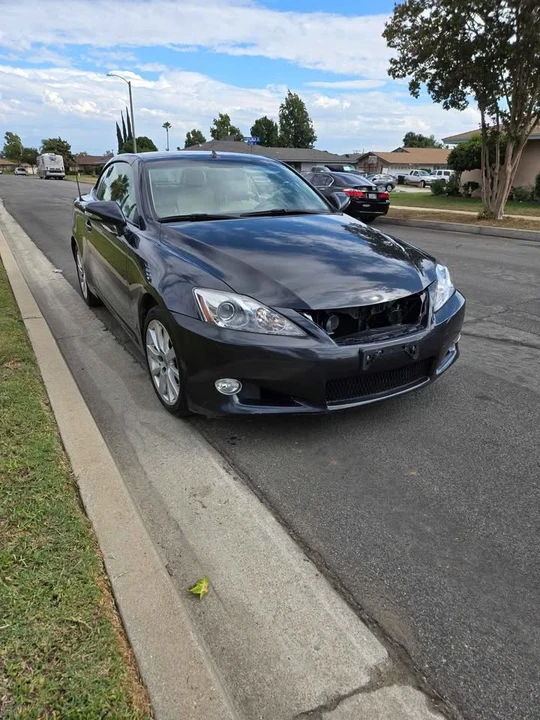 2010 Lexus IS 2nd Gen - Image 6 of 11