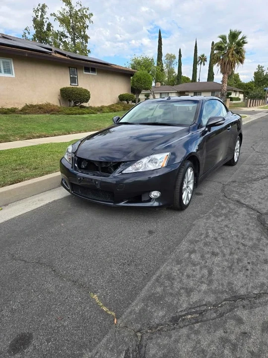 2010 Lexus IS 2nd Gen - Image 4 of 11