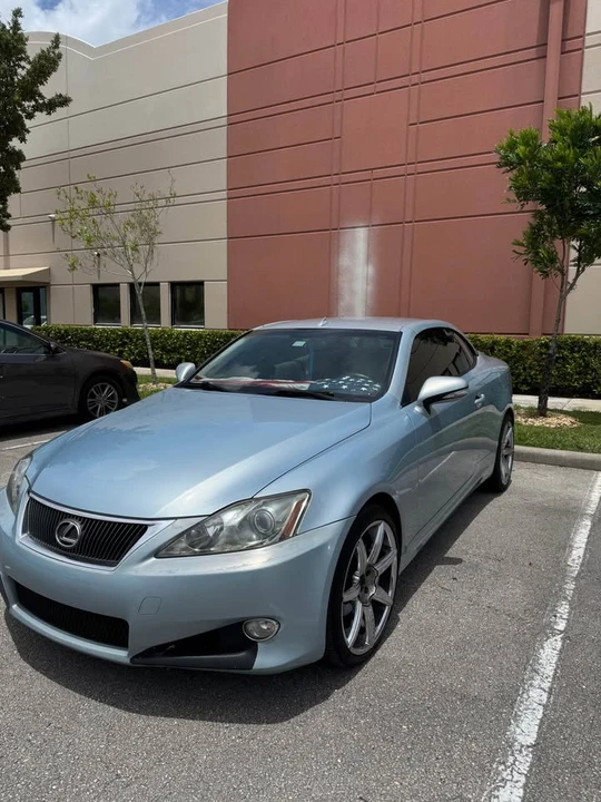 2010 Lexus IS 2nd Gen - Image 2 of 9