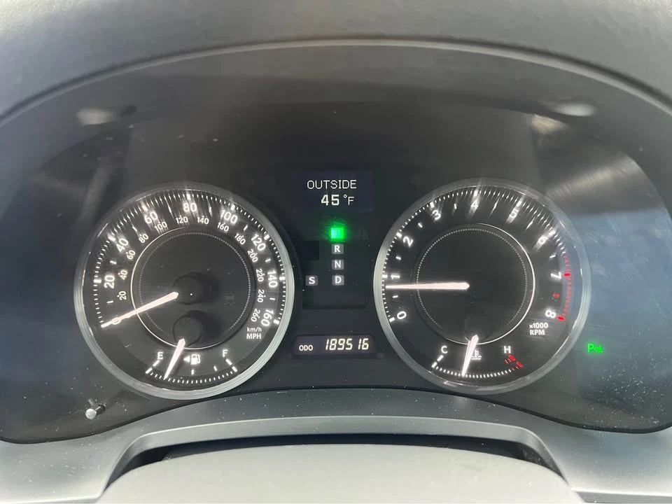 2010 Lexus IS 2nd Gen - Image 18 of 20