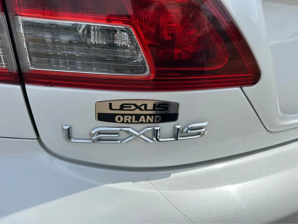 2010 Lexus IS 2nd Gen - Image 10 of 12