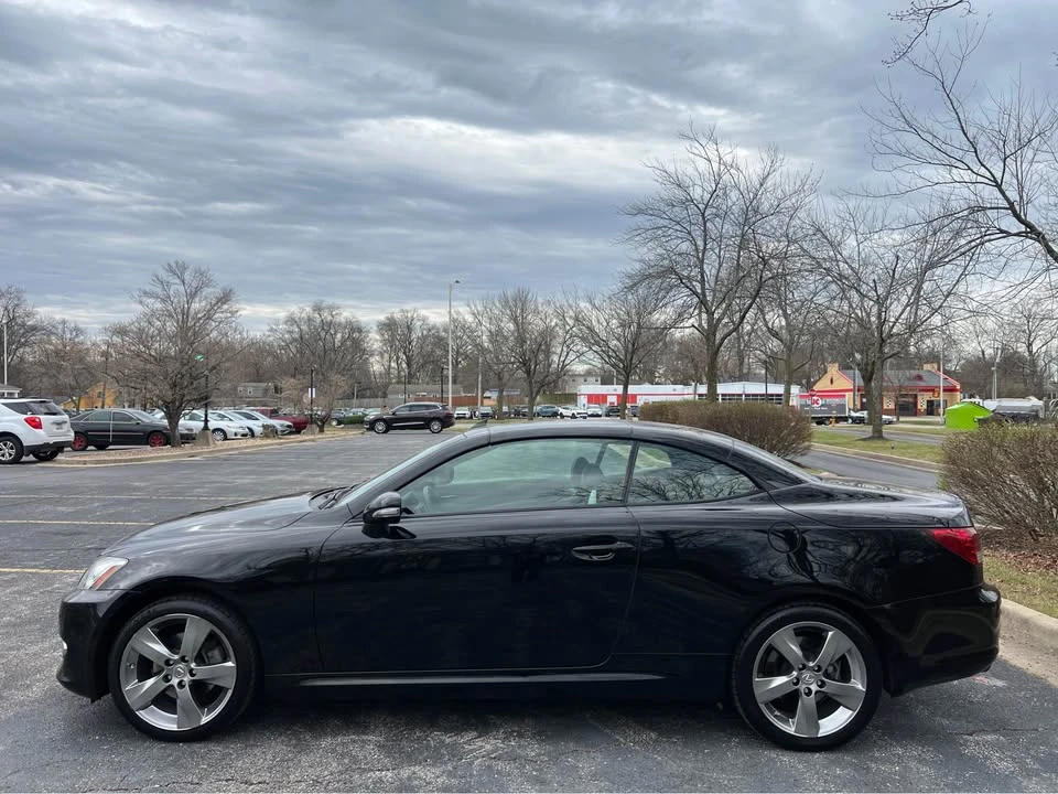 2010 Lexus IS 2nd Gen - Image 8 of 20