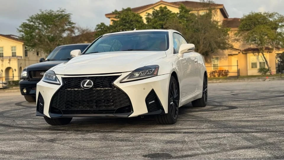 2010 Lexus IS 2nd Gen - Image 2 of 10