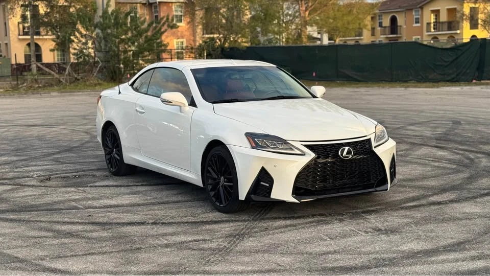 2010 Lexus IS 2nd Gen - Image 4 of 10