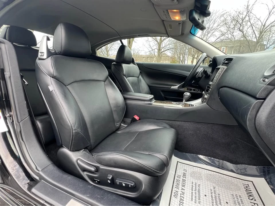 2010 Lexus IS 2nd Gen - Image 11 of 20