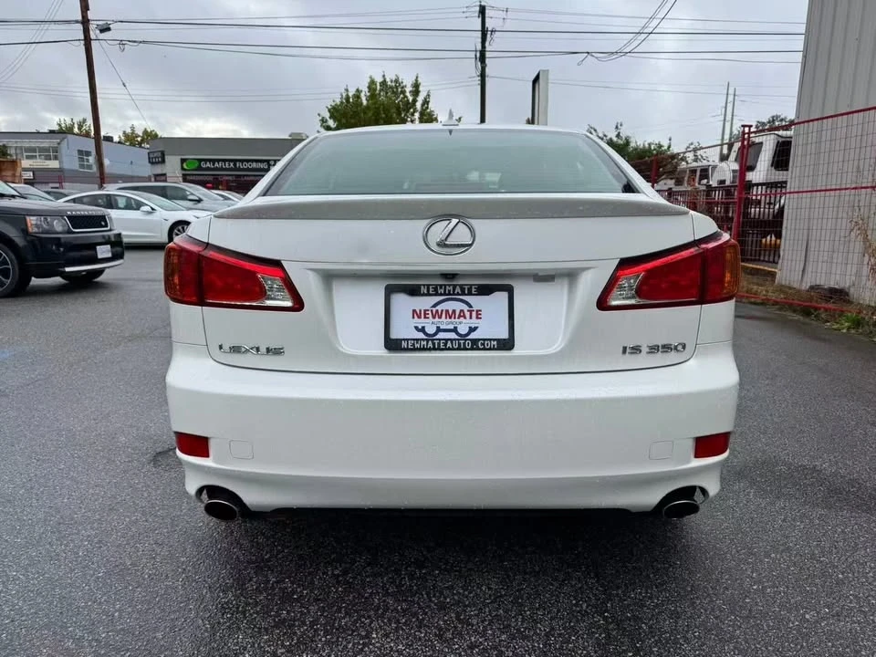 2010 Lexus IS 2nd Gen - Image 6 of 18