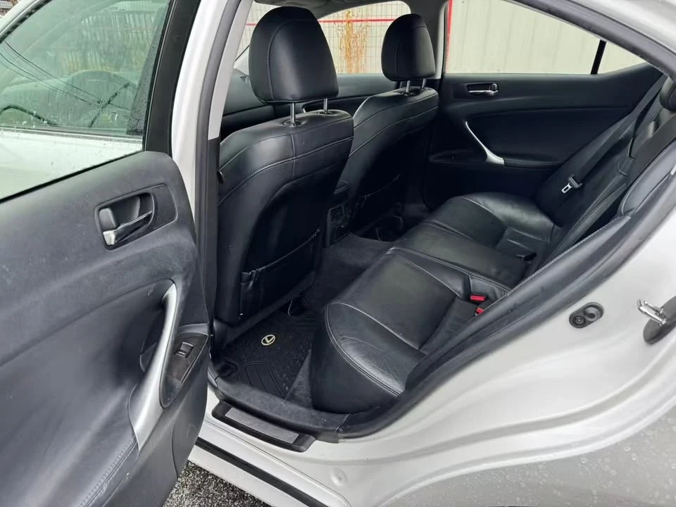 2010 Lexus IS 2nd Gen - Image 18 of 18