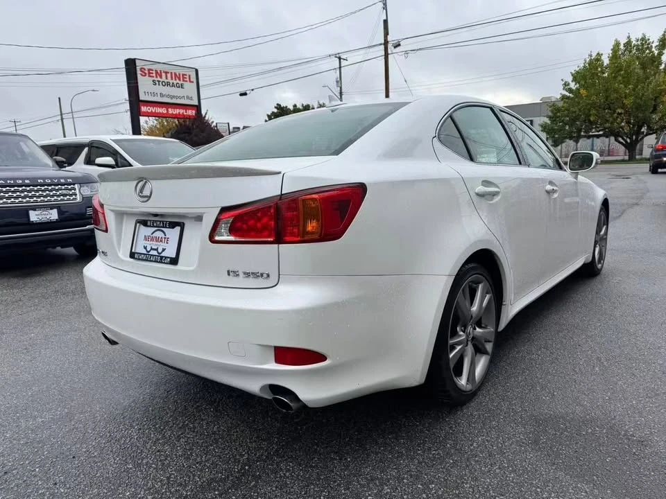 2010 Lexus IS 2nd Gen - Image 5 of 18
