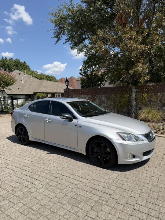 2010 Lexus IS 2nd Gen - Image 20 of 21