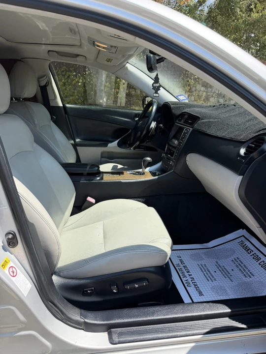 2010 Lexus IS 2nd Gen - Image 12 of 21