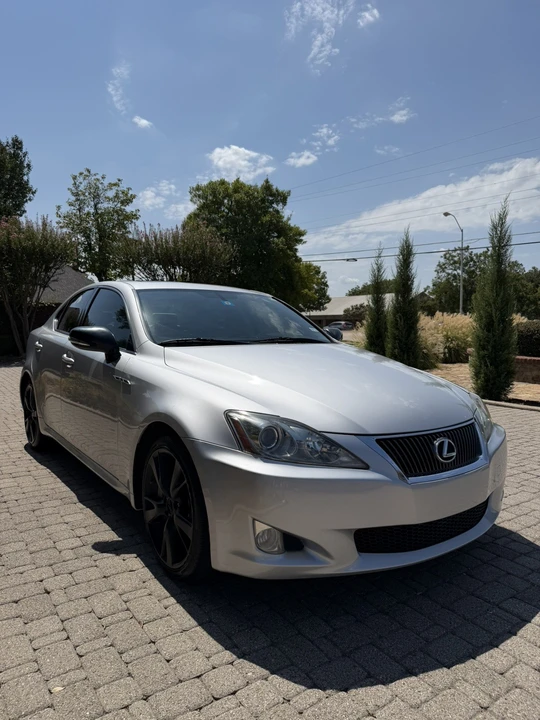 2010 Lexus IS 2nd Gen - Image 5 of 21