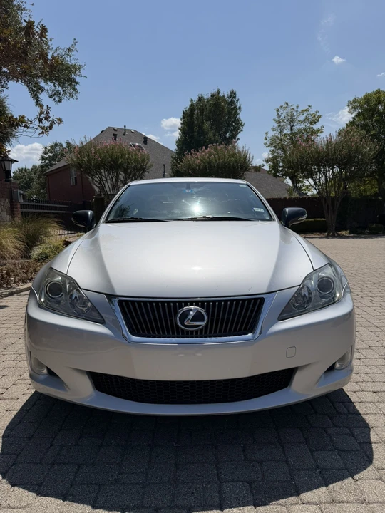 2010 Lexus IS 2nd Gen - Image 4 of 21