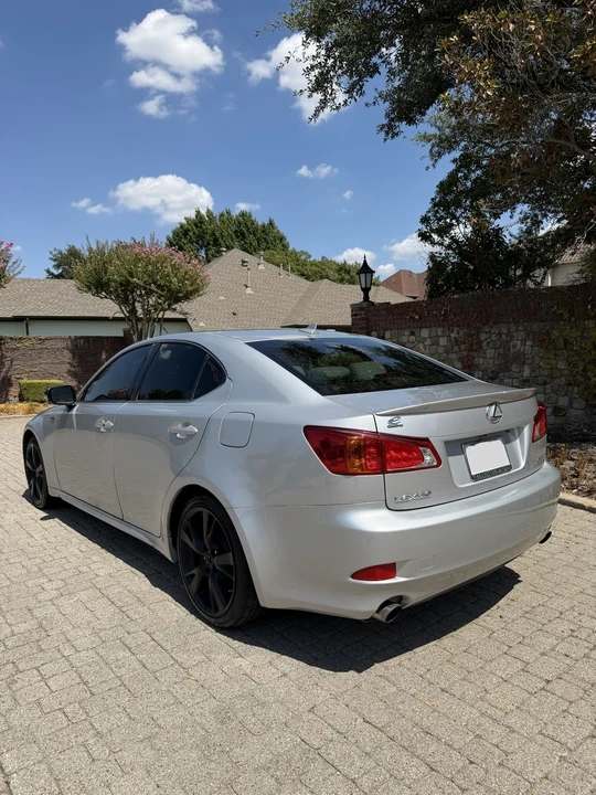 2010 Lexus IS 2nd Gen - Image 8 of 21