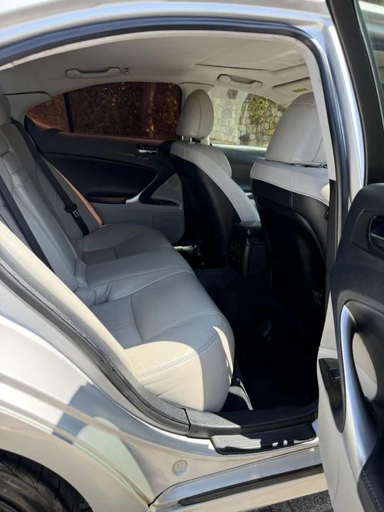 2010 Lexus IS 2nd Gen - Image 13 of 21