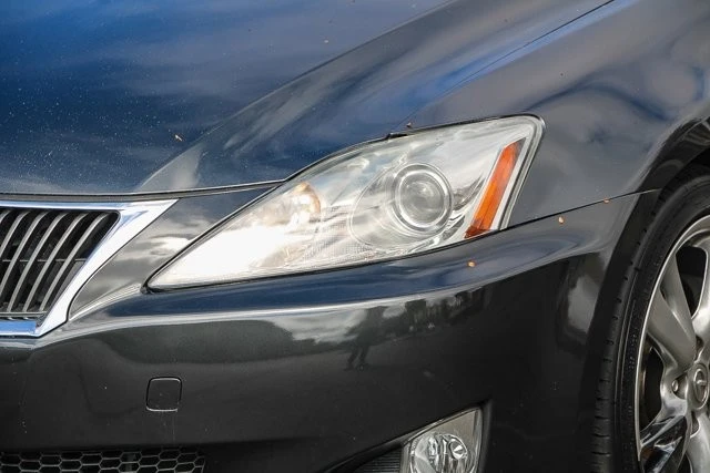 2010 Lexus IS 2nd Gen - Image 8 of 12