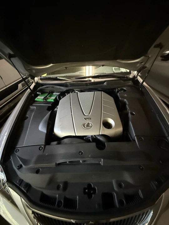 2010 Lexus IS 2nd Gen - Image 7 of 11