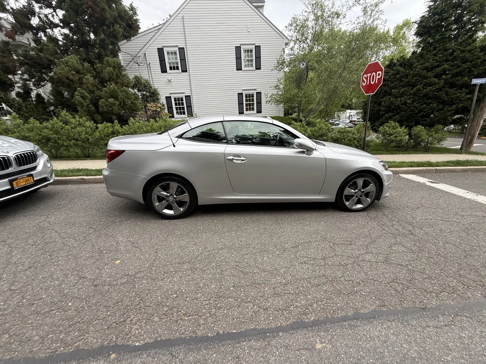 2010 Lexus IS 2nd Gen - Image 2 of 11