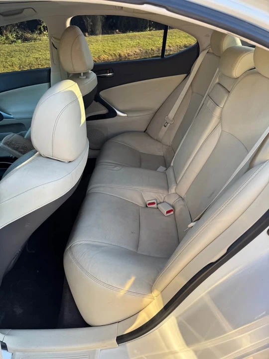 2010 Lexus IS 2nd Gen - Image 11 of 20