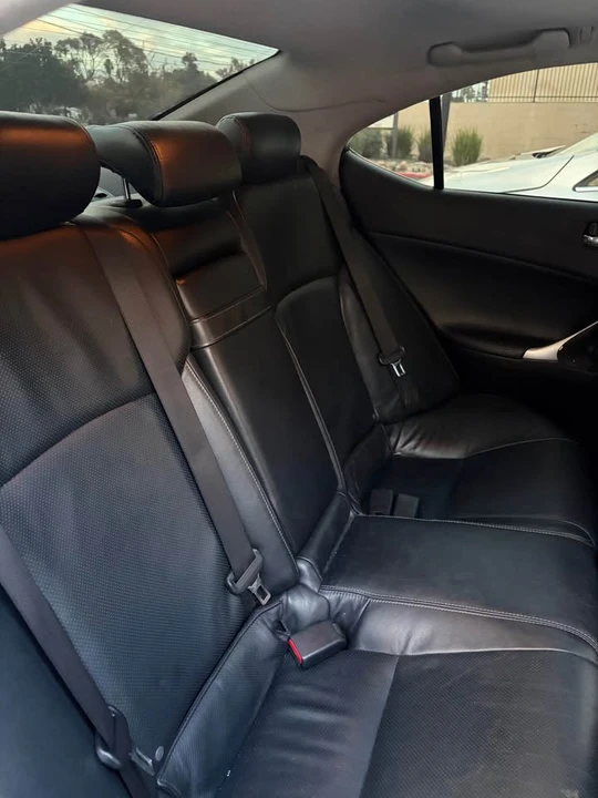 2010 Lexus IS 2nd Gen - Image 9 of 15