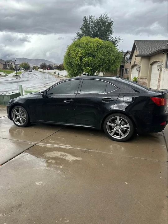 2010 Lexus IS 2nd Gen - Image 3 of 5