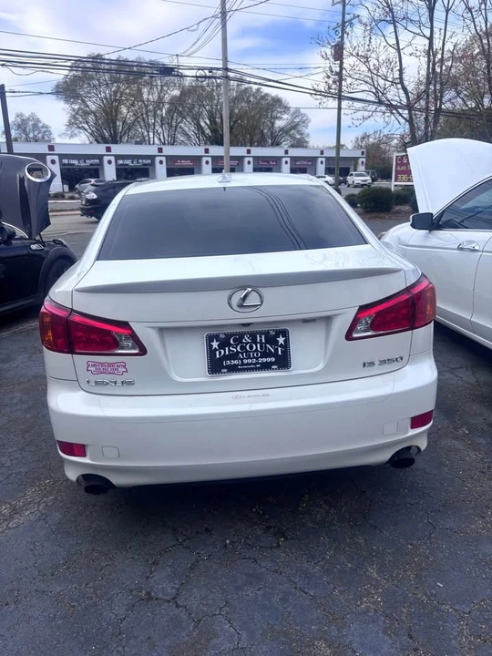 2010 Lexus IS 2nd Gen - Image 4 of 17