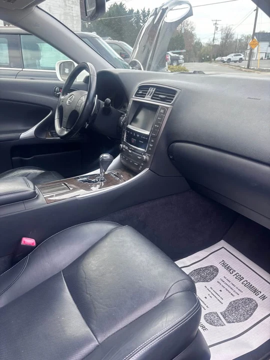 2010 Lexus IS 2nd Gen - Image 7 of 17