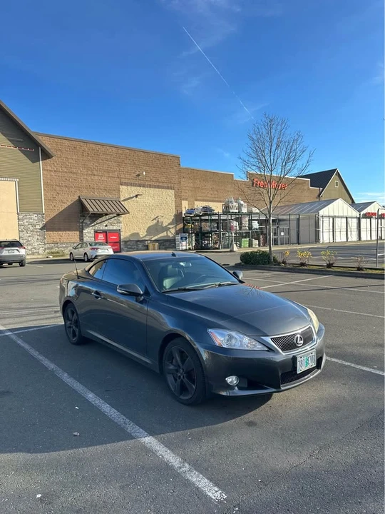 2010 Lexus IS 2nd Gen - Image 8 of 13