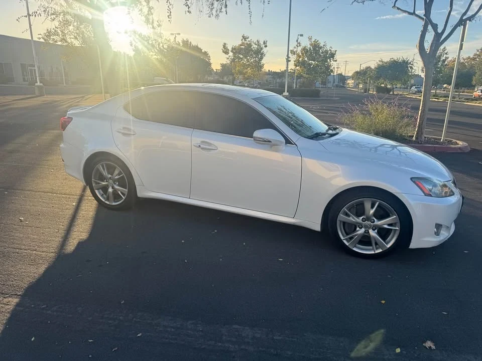 2010 Lexus IS 3rd Gen - Image 2 of 13