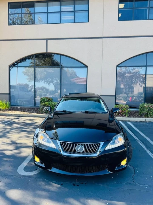 2010 Lexus IS 3rd Gen - Image 3 of 16