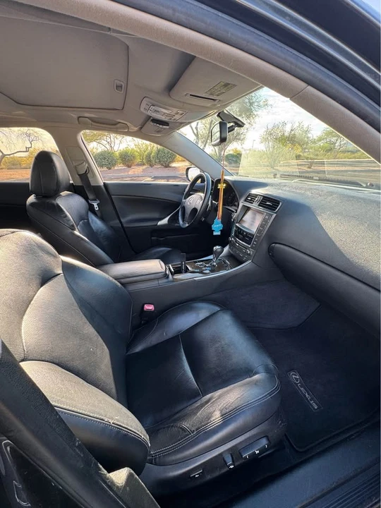 2010 Lexus IS 2nd Gen - Image 11 of 11